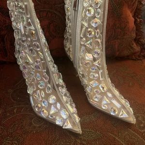 Steve Madden Jenitt boots   Beautiful iridescent stones. Hard to find